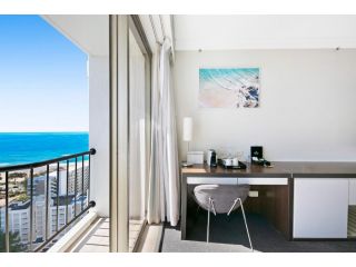 Beachside Studio with Ocean and city views Apartment, Gold Coast - 1