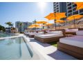 Beachside Studio Apartment with Ocean & City views Apartment, Gold Coast - thumb 11
