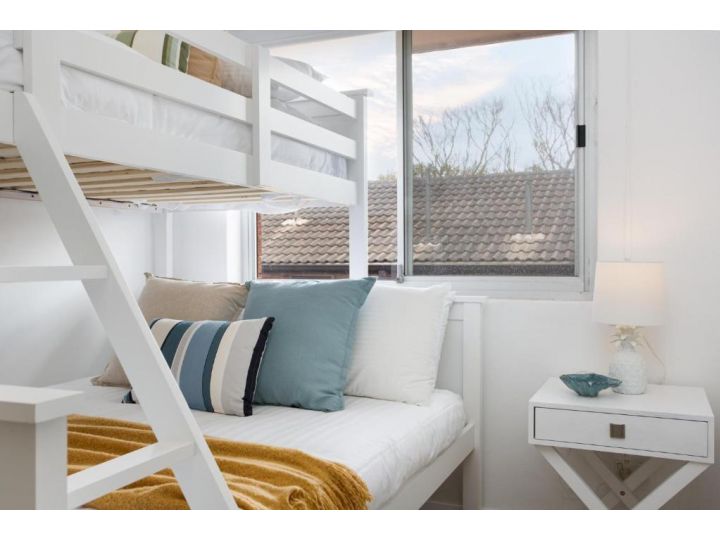 MadeComfy Trendy Apartment on Dee Why Beach Apartment, Deewhy - imaginea 8