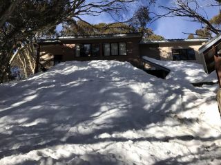 MAGNIFICENT SKIING ON MOUNT BULLER Chalet, Mount Buller - 1