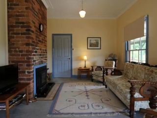 Magnolia Cottage - Kangaroo Valley Guest house, Barrengarry - 5