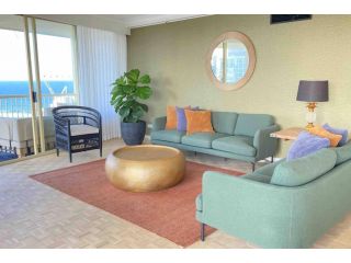 Main Beach luxury 3 bedrooms apartment Apartment, Gold Coast - 4