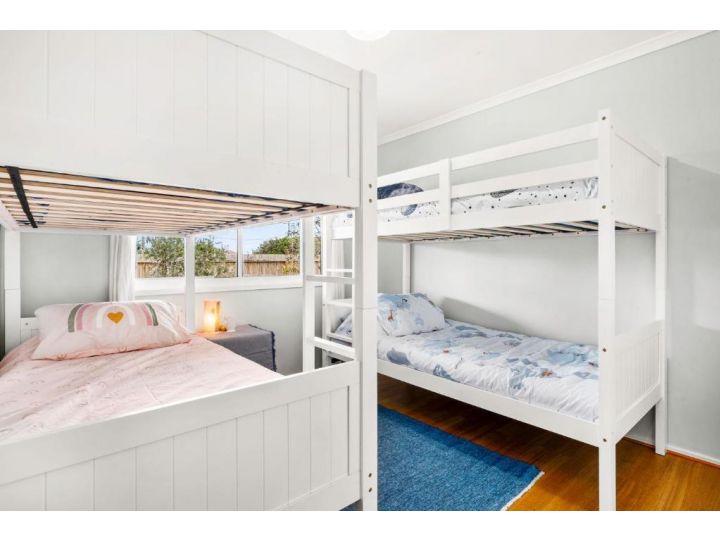 MalCalm Place Guest house, Surf Beach - imaginea 16