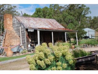 Mancuso Country Cottage Retreat Farm stay, Victoria - 5