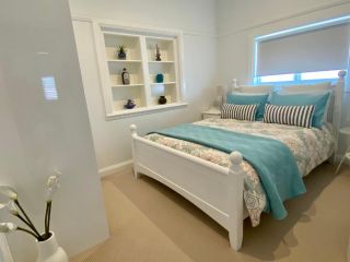 Manly family friendly Getaway- stroll to beach, cafes, parks Apartment, Sydney - 3
