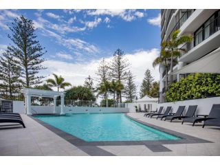 Mantra Coolangatta Beach Aparthotel, Gold Coast - 2
