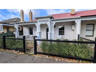 Roseland Cottage - Central Location Guest house, Orange - 1