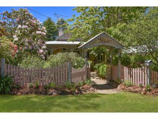 MapleWood House Guest house, Leura - 2