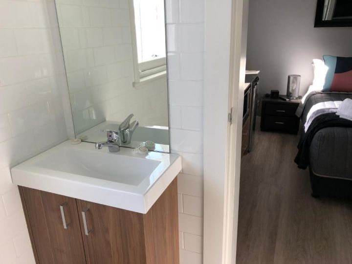 The Mark Studios Apartment, Newcastle - imaginea 3