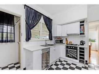 Mary Grant Apartment, Port Fairy - 2