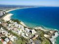 Maybury unit 3 - 70 Metre walk to Rainbow Bay beach Coolangatta Apartment, Gold Coast - thumb 2