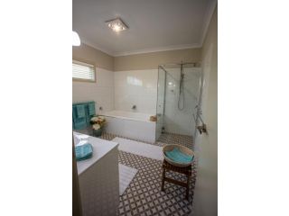 Meander Retreat - The Green Room Guest house, South Australia - 3
