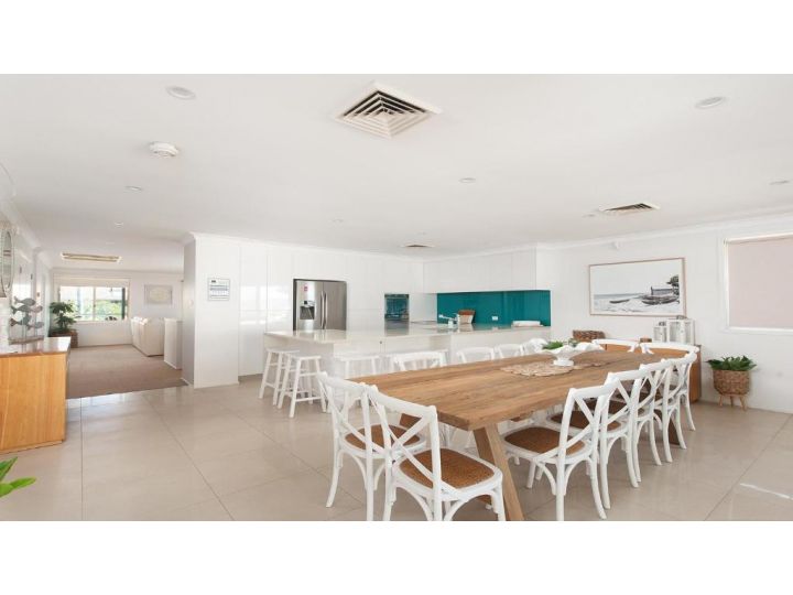 Memories on the Beachfront Guest house, Corlette - imaginea 5