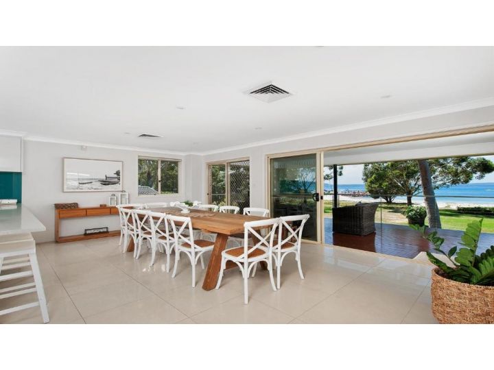 Memories on the Beachfront Guest house, Corlette - imaginea 8