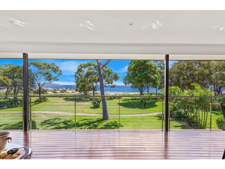 Memories on the Beachfront Guest house, Corlette - imaginea 3