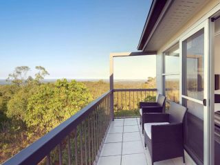 Mercure Clear Mountain Lodge Hotel, Queensland - 4