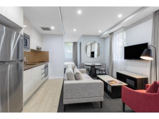 Meriton Suites North Ryde Hotel, Sydney - 3
