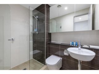 Meriton Suites North Ryde Hotel, Sydney - 5