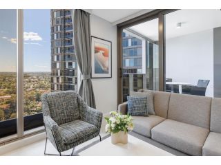 Meriton Suites George Street, Parramatta Hotel, Sydney - 2