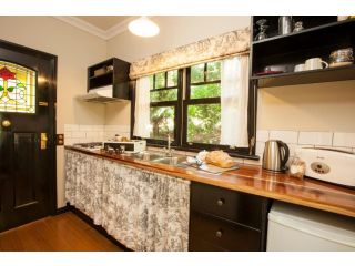 Merrow Cottages - Forest Edge Villa, Mount Dandenong - 5