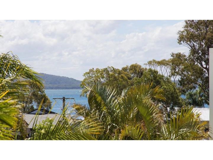 Meters to the Anchorage Port Stephens Guest house, Corlette - imaginea 5