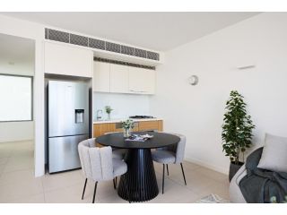 Metropolitan Woolloomooloo Apartment, Sydney - 1