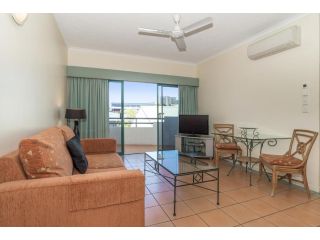 Mid City Luxury Suites Aparthotel, Cairns - 4