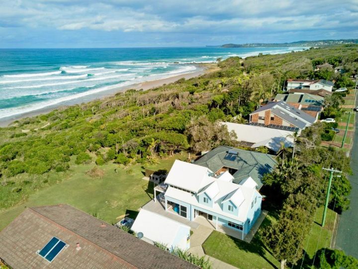 Middle Rock Beach House - Beach Front, Lake Cathie Guest house, Lake Cathie - imaginea 5