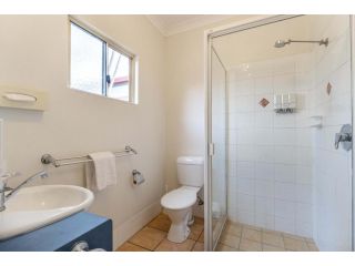 Midlander Motor Inn Hotel, Emerald - 3