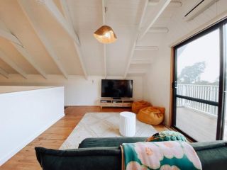 Mika Â· Cabin with fireplace, walk to the beach Guest house, Dunsborough - 3