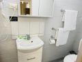Millers Cottage Motel Hotel, Wangaratta - thumb 9