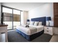 3 Bedroom Ultimate Luxury Waterfront Apartment, Cannonvale - thumb 1