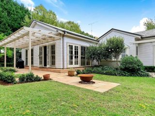 Mirrabooka Burrawang beautiful home and 3 acres of gardens in the Southern Highlands Guest house, New South Wales - 1