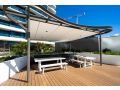 Modern 1-Bed Apartment With Parking, Pool and Gym Apartment, Phillip - thumb 15