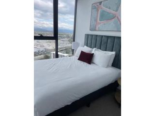 New luxury 1 Bedroom Apartment best location Casino residence tower 1 Apartment, Gold Coast - 2