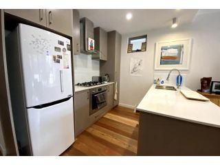 Modern 1 Bedroom Flat in North Perth Apartment, Australia - 4