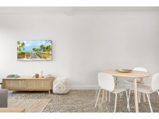 Modern 2-bed Apartment steps from Bondi Beach Apartment, Sydney - 5
