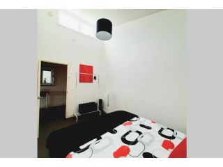 Modern 3 bedroom apartment, beach, surf & shops Apartment, Cape Woolamai - 4
