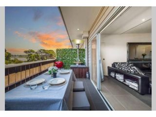 Modern 3 bedroom apartment, beach, surf & shops Apartment, Cape Woolamai - 2