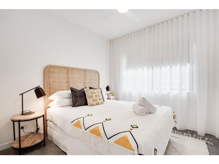 Elegant Modern Concrete 4 BR Family Beach Home Guest house, Australia - imaginea 12