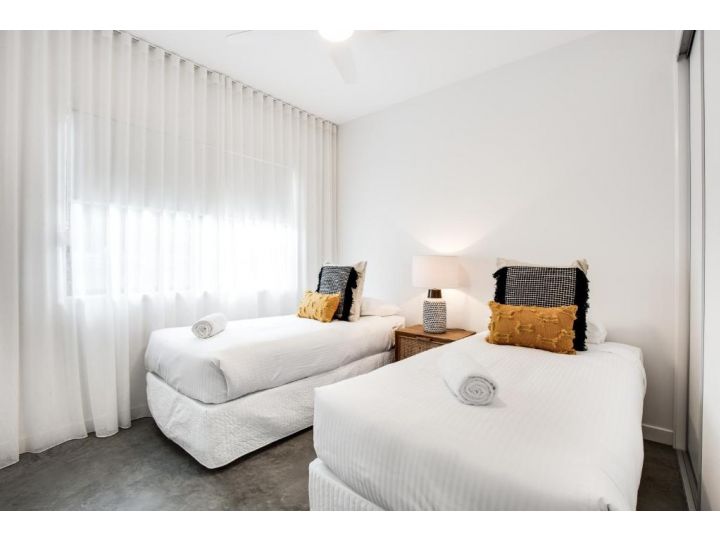 Elegant Modern Concrete 4 BR Family Beach Home Guest house, Australia - imaginea 14