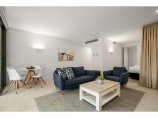Modern Apartment Just Footsteps to the Beach Apartment, Terrigal - 1