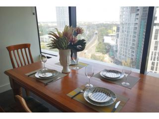 Modern apartment+office w Parking @ Olympic Park Apartment, Sydney - 2
