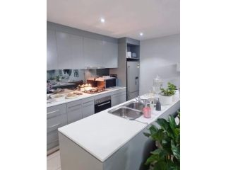 Modern apartment on a budget- private room with external toilet Guest house, New South Wales - 5