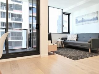 Manhattan Modern Apartments at Southern Cross Apartment, Melbourne - 3