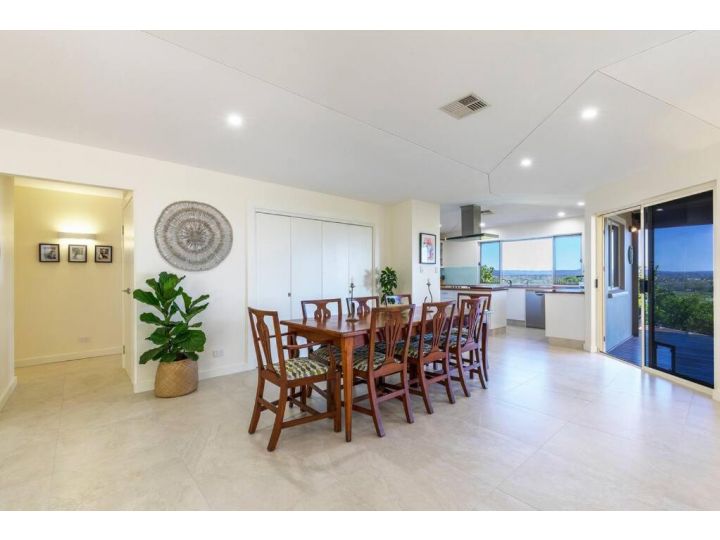 Modern Contemporary living in the heart of Noosa Guest house, Noosa Heads - imaginea 20