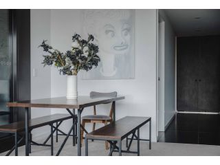 Modern, Stylish 1-bedder in Prime Braddon Location Apartment, Canberra - 1