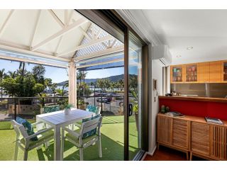 Montipora Unit 3 - In the heart of Airlie, wi-fi and Netflix Apartment, Airlie Beach - 5