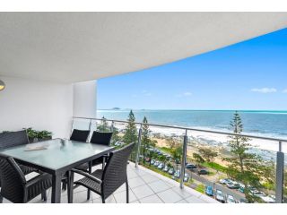 Sirocco 906 by G1 Holidays - Two Bedroom Beachfront Apartment in Sirocco Resort Apartment, Mooloolaba - 1