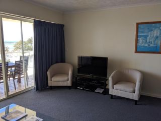 Moorings Beach Resort Hotel, Caloundra - 1